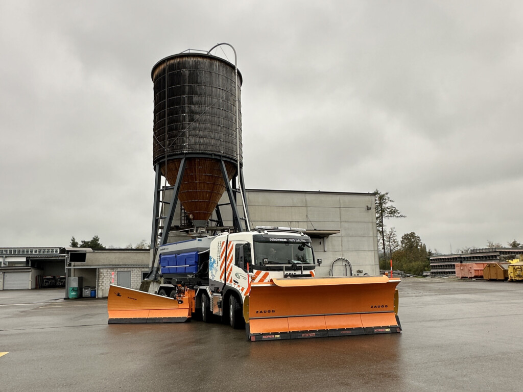 GeVI snow clearing vehicle | Designwerk Technologies AG