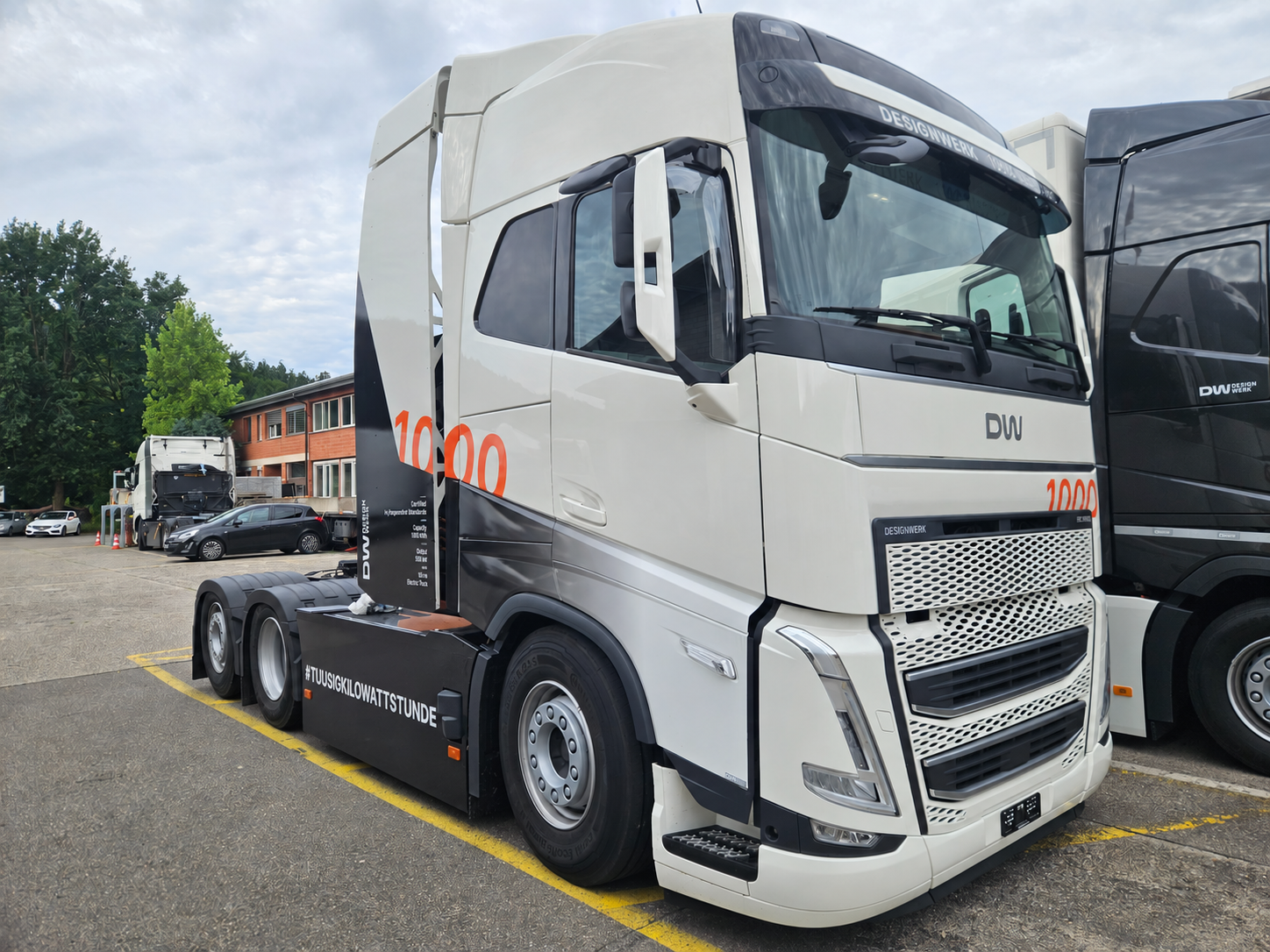 Designwerk HIGH CAB Semi 6x2T 1000E