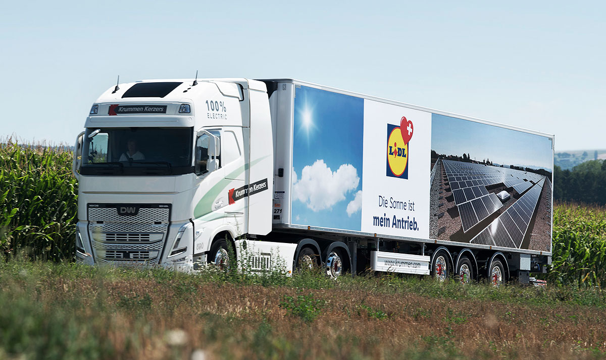 Elektrolastwagen HIGH CAB Semi 6x2T 900E Krummen