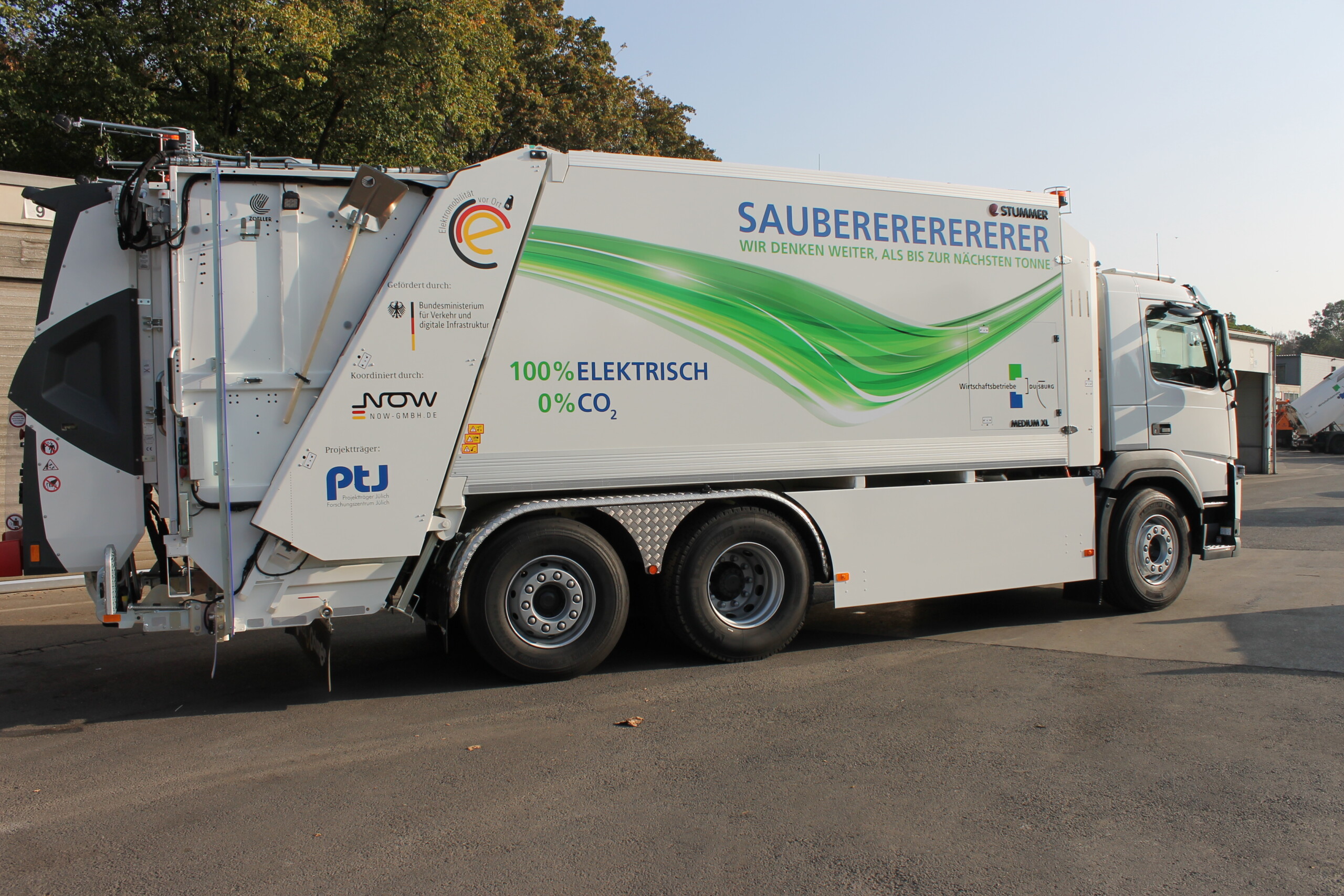 Elektrisches Sammelfahrzeug Duisburg Pressemitteilung Desginwerk Scaled