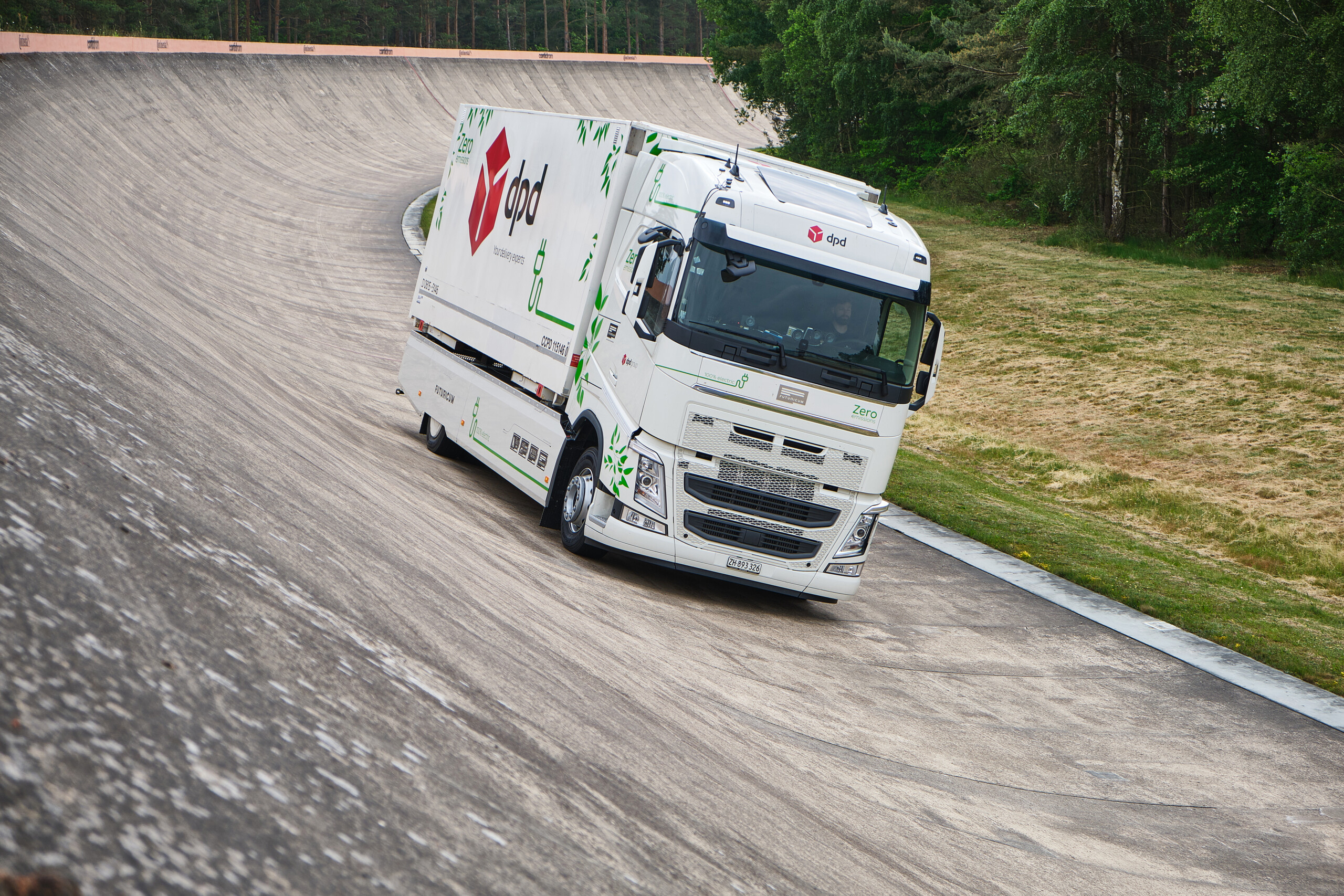 Elektro Lkw Reichweiten Weltrekord Dpd Pressemitteilung Designwerk Scaled